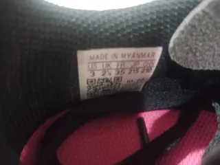 Botas de fútbol Adidas rosas talla 35