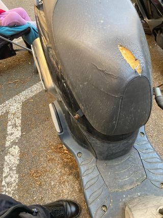 Honda SH125i Scooter Negra y Plateada