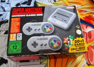 Super Nintendo Classic Mini con 2 mandos