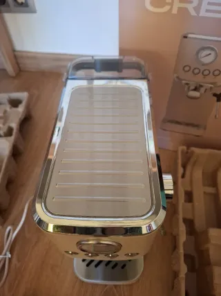 Cafetera Thera Compact Beige