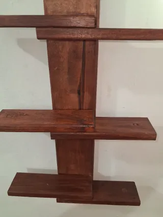 Mensola geometrica in legno