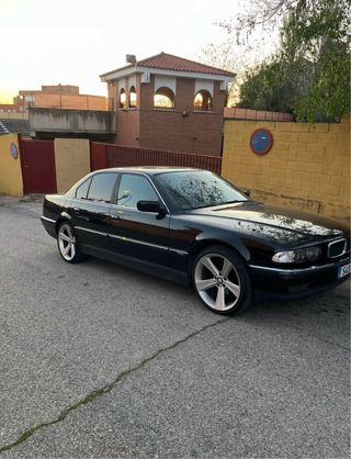 BMW Serie 7 1999