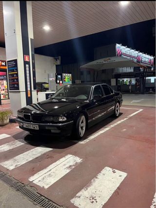 BMW Serie 7 1999