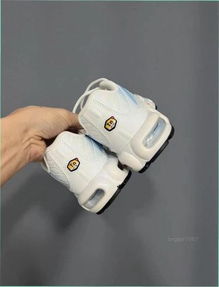 Nike Air Max Plus TN Naranja Rosa