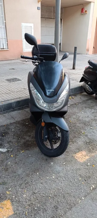 Honda PCX 125cc 2017 Negra