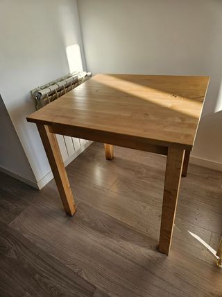 Mesa de comedor/cocina de madera para 4 personas