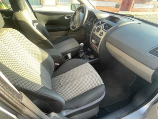 Renault Megane II año 2005