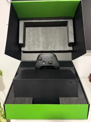 Xbox Series X con 1 mando,