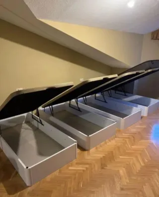 CANAPÉS Y COLCHONES