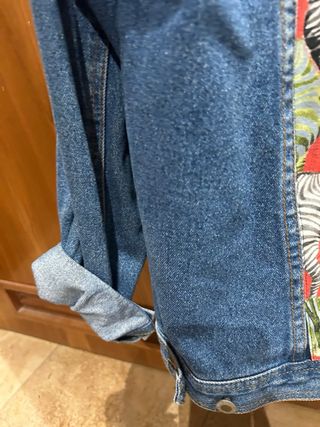 Cazadora vaquera laura sense talla L