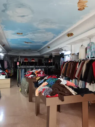 Lote Ropa Cierre Tienda stock