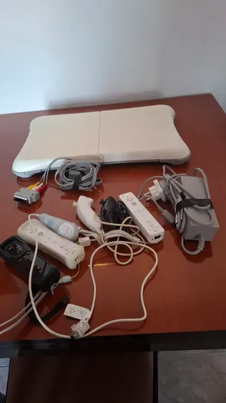 Consola Nintendo Wii Blanca + Accesorios