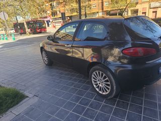 Alfa Romeo 147 2005
