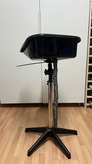 Lavacabezas: Regulable en altura e inclinación