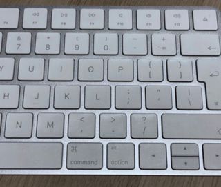 Teclado Apple Magic Keyboard 2  / Modelo “Magic 2