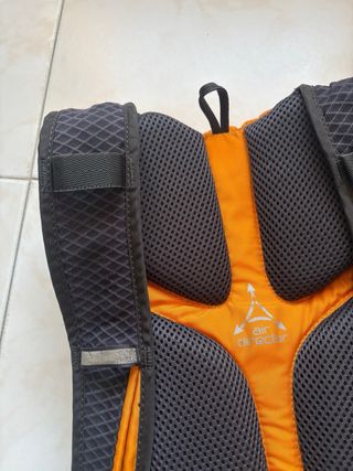 Mochila Camelbak Lobo Naranja/Negra