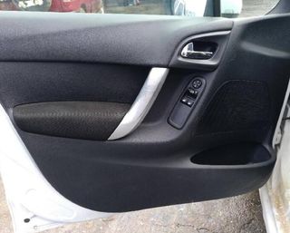 338748 9666952280 caja relés / fusibles citroen c3