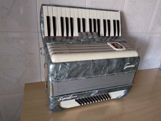 Acordeón Guerrini 60 bajos