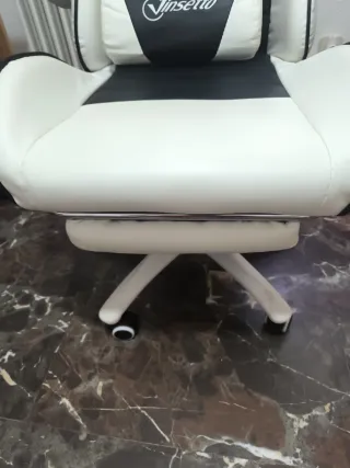 Bellísima Silla Gamer Vinsetto blanca con negro