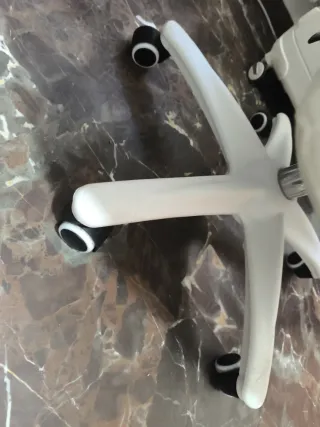 Bellísima Silla Gamer Vinsetto blanca con negro