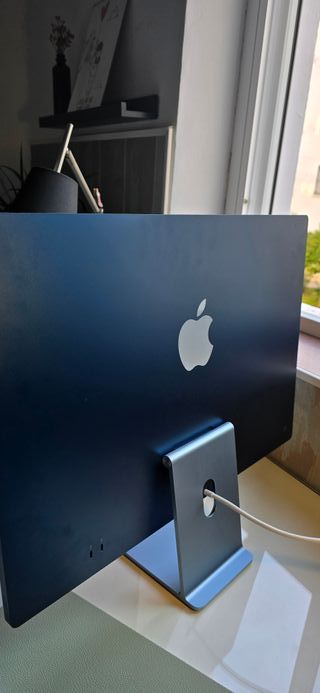 iMac 24" M1 2021 8GB 500GB con scatola accessori