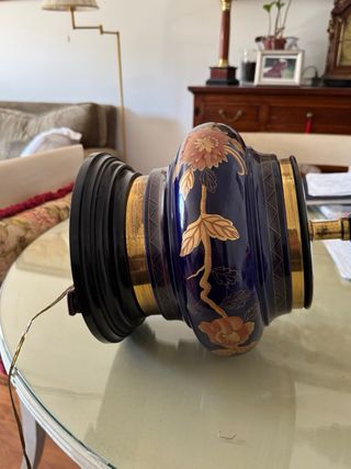 Pie de lámpara de porcelana azul y oro