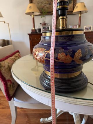 Pie de lámpara de porcelana azul y oro