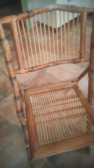 Conj sillas 2x30 euros y 4x50euros