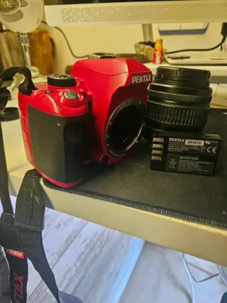 Cámara réflex Pentax K-r Roja