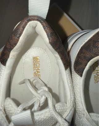 Zapatillas Michael Kors Marrones y Blancas