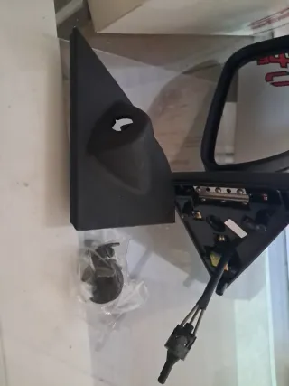 SEAT IBIZA NEW STYLE. ESPEJO RETROVISOR IZQUIERDO.