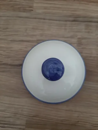 Servizio da tè per due persone, con vassoio. Nuovo