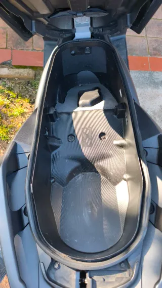 Yamaha X-Max 300 2018 ABS + TCS