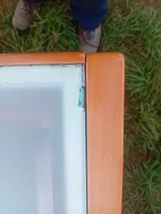 Mesa de comedor  sillas vendidas