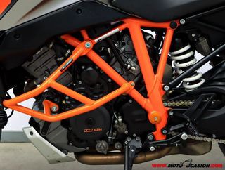 KTM 1290 SUPER DUKE GT