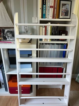 Estantería infantil blanca