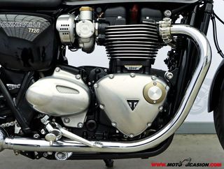 TRIUMPH BONNEVILLE T120 ¿A2?