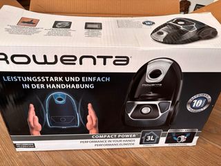 Aspiradora Rowenta Compact Power RO3995EA cable