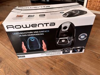 Aspiradora Rowenta Compact Power RO3995EA cable
