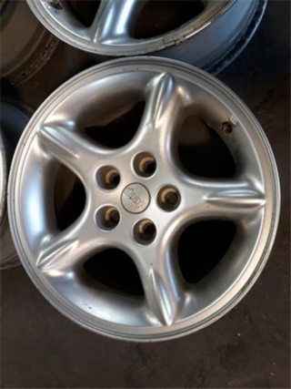 Llantas jeep grand cherokee 5.9