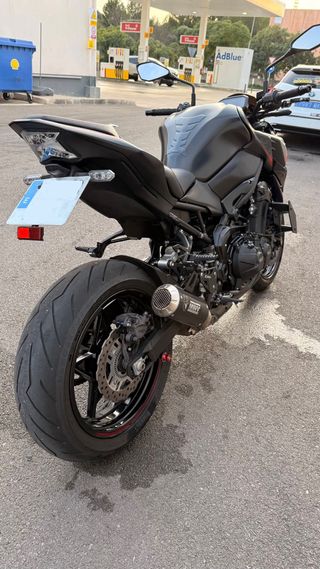 Kawasaki Z900 full