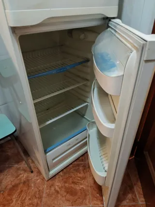 Frigorífico y Congelador Corberó