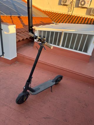 Patinete Eléctrico Xiaomi Essential