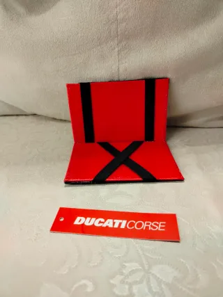 Ducati porta carte di credito