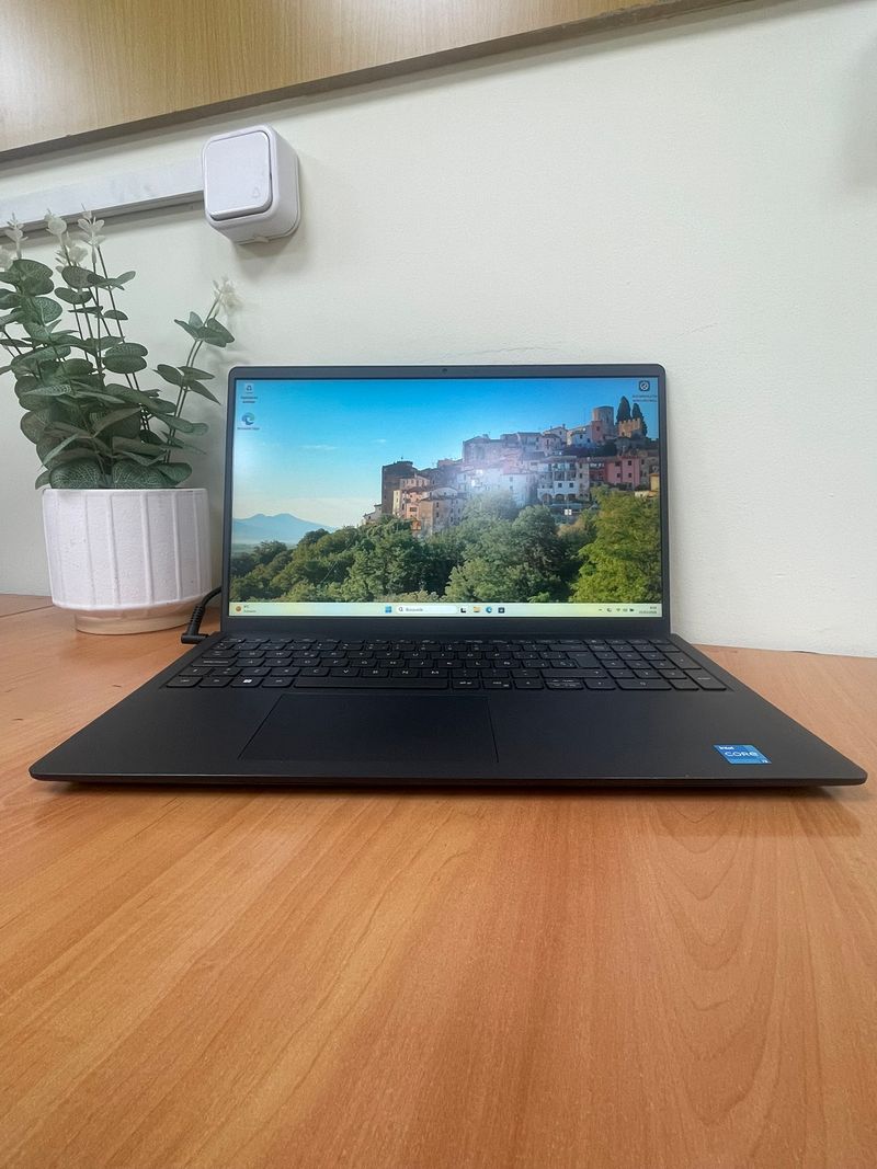 Dell Vostro 15 3510 (ref. 104666)