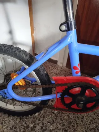Bicicleta infantil azul