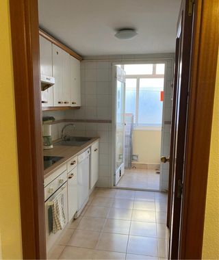 Alquiler de habitación en calle Playa samil n3