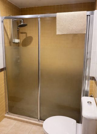 Alquiler de habitación en calle Playa samil n3