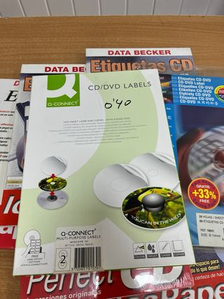 Lote 20 etiquetas CD/DVD Data Becker
