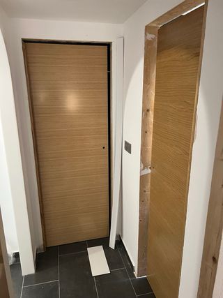 Carpintero, instalador, montador de muebles.